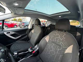 Peugeot 2008 2015 1.2 PURETECH PANORAMA-thumb-21