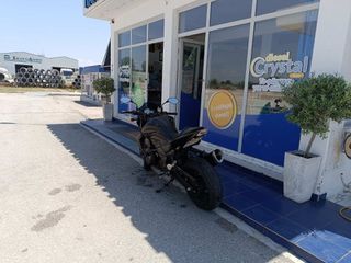 Kawasaki Z 750 2008-thumb-10