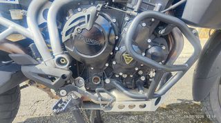 Triumph Tiger 800 XC 2011-thumb-8