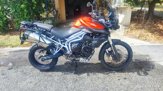 Triumph Tiger 800 XC 2011-thumb-17