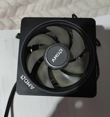 AMD RYZEN 7 2700X-thumb-5