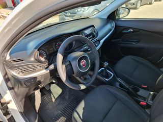 Fiat Tipo 2018-thumb-7