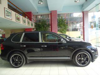Porsche Cayenne 2008 957-thumb-3