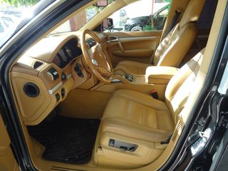 Porsche Cayenne 2008 957-thumb-24
