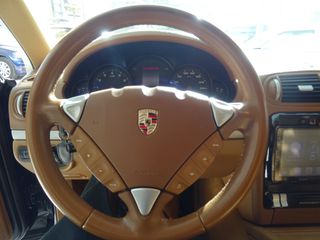 Porsche Cayenne 2008 957-thumb-30