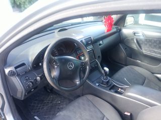 Mercedes-Benz 200 2005-thumb-4