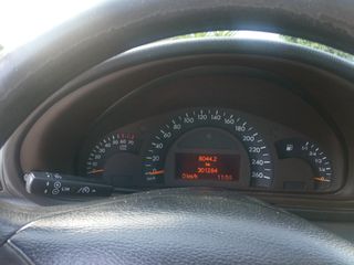Mercedes-Benz 200 2005-thumb-5