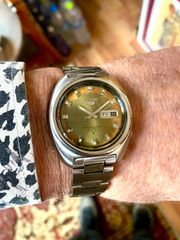 SEIKO 5 automatic vintage 1970s