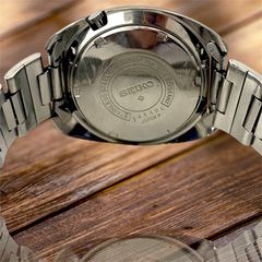 SEIKO 5 automatic vintage 1970s-thumb-13