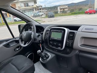 Renault Trafic 2019-thumb-10