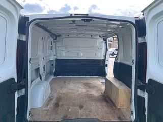 Renault Trafic 2019-thumb-11
