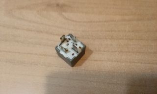 Golf , Jetta , Vento , A4 , Passat Ρελέ  *-thumb-4
