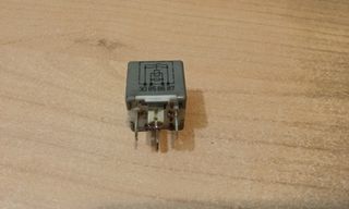 Golf , Jetta , Vento , A4 , Passat Ρελέ  *-thumb-6