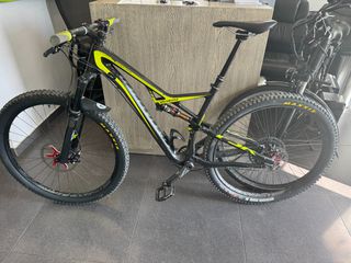 Downhill - Enduro - Trail Specialized 2015 EXPERT EVO-thumb-1
