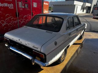 Ford Escort 1975 1100 XL-thumb-12