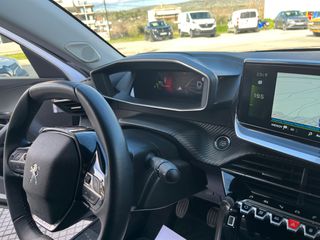 Peugeot 2008 2021-thumb-17