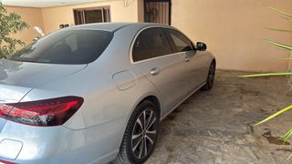 Mercedes-Benz E 300 2021 de-thumb-4