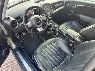 Mini Cooper S 2009-thumb-12