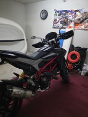 Ducati Hypermotard 821 2014 Hypermotard-thumb-9