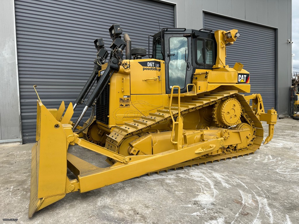 Μπουλντόζες CAT 2014 D6T