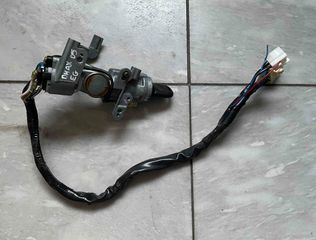 ΚΛΕΙΔΑΡΙΑ ΜΙΖΑΣ ISUZU P/U D-MAX 2002-2007 (EG)
