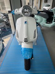Vespa Primavera 2025 ELETTRICA SWAP 45km/h-thumb-2