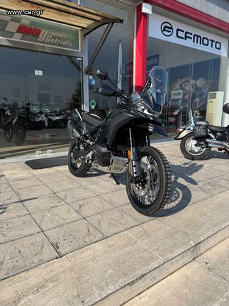 CFmoto 800 MTX 2025 MT-X 800