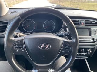 Hyundai i 20 2019-thumb-25