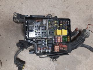 Opel corsa c diesel ασφαλειοθήκη-thumb-1