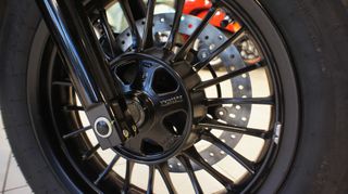 Moto Guzzi V9 2025 MOTO GUZZI BOBBER SPECIAL EDITION-thumb-4