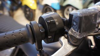 Moto Guzzi V9 2025 MOTO GUZZI BOBBER SPECIAL EDITION-thumb-10