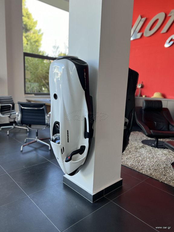Υποβρύχια Scooter & Σκάφη SeaBob 2021 Seabob F5S (2021) – Chrome Pack + Dual HD Κάμερες – 9.000 €