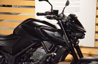 Yamaha MT-03 2025-thumb-5