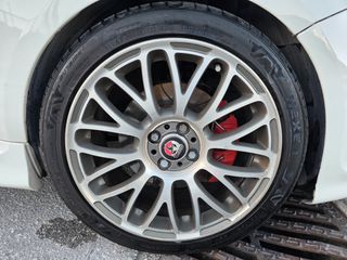 Abarth 500 2009 ABARTH-thumb-29