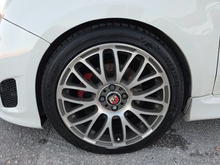 Abarth 500 2009 ABARTH-thumb-35