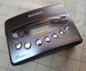 SONY Walkman WM - FX 473 Radio AM/FM Cassette Player