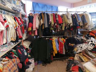 ΠΩΛΟΥΝΤΑΙ ΠΟΛΥΤΕΛΗ ΡΟΥΧΑ ΠΑΙΔΙΚΑ ΚΑΤΩ ΤΟΥ ΚΟΣΤΟΥΣ ΣΕ ΤΙΜΗ ΕΥΚΑΙΡΙΑΣ
