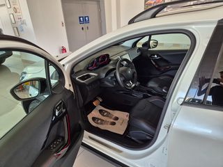 Peugeot 2008 2019 GT LINE-thumb-12