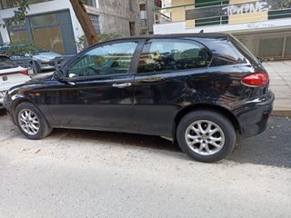 Alfa Romeo Alfa 147 2001 1.6 16V T.SPARK ECO DISTINCTIVE 105hp-thumb-4