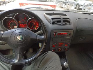 Alfa Romeo Alfa 147 2001 1.6 16V T.SPARK ECO DISTINCTIVE 105hp-thumb-8