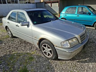 Mercedes-Benz C 180 2000 W202 Classic-thumb-2