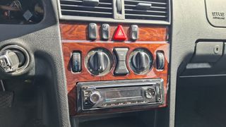 Mercedes-Benz C 180 2000 W202 Classic-thumb-95