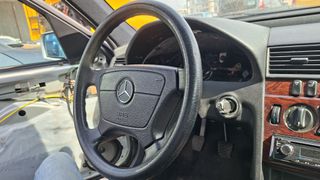 Mercedes-Benz C 180 2000 W202 Classic-thumb-98