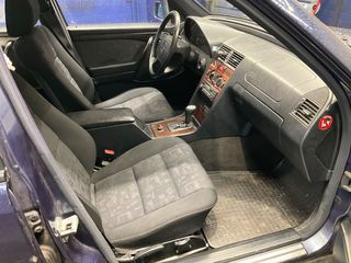Mercedes-Benz C 180 2000 W202 Classic-thumb-18