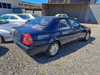 Mercedes-Benz C 180 2000 W202 Classic-thumb-13