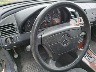 Mercedes-Benz C 180 2000 W202 Classic-thumb-19