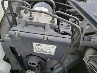 Mercedes-Benz C 180 2000 W202 Classic-thumb-36
