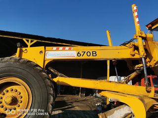 Γκρέιντερ 2001 JOHN  DEER 670B-thumb-16