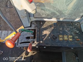 Γκρέιντερ 2001 JOHN  DEER 670B-thumb-36