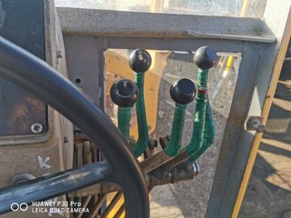 Γκρέιντερ 2001 JOHN  DEER 670B-thumb-37